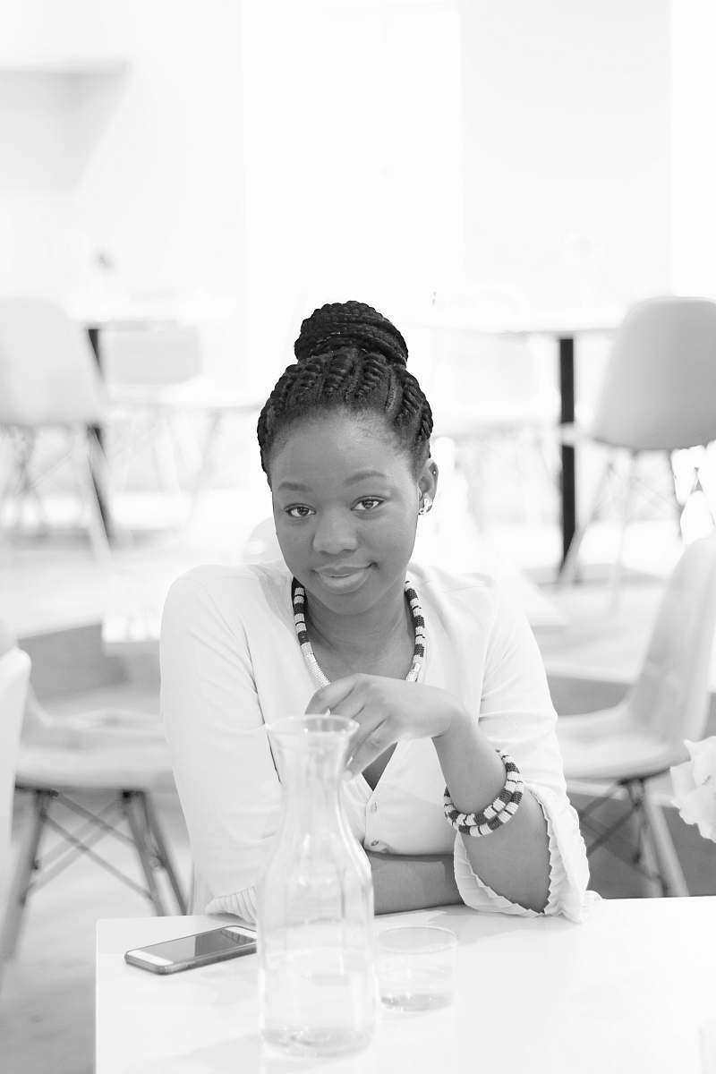 human woman in white top person