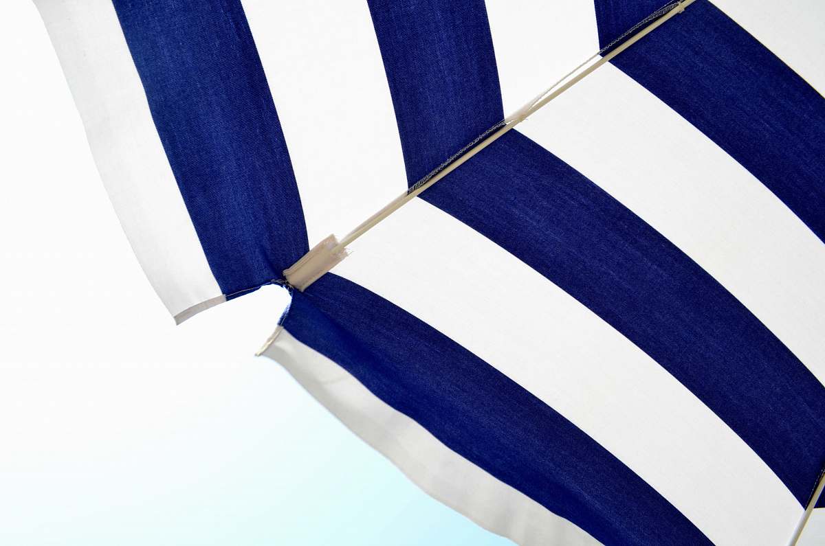 italy blue and white striped umbrella knitting