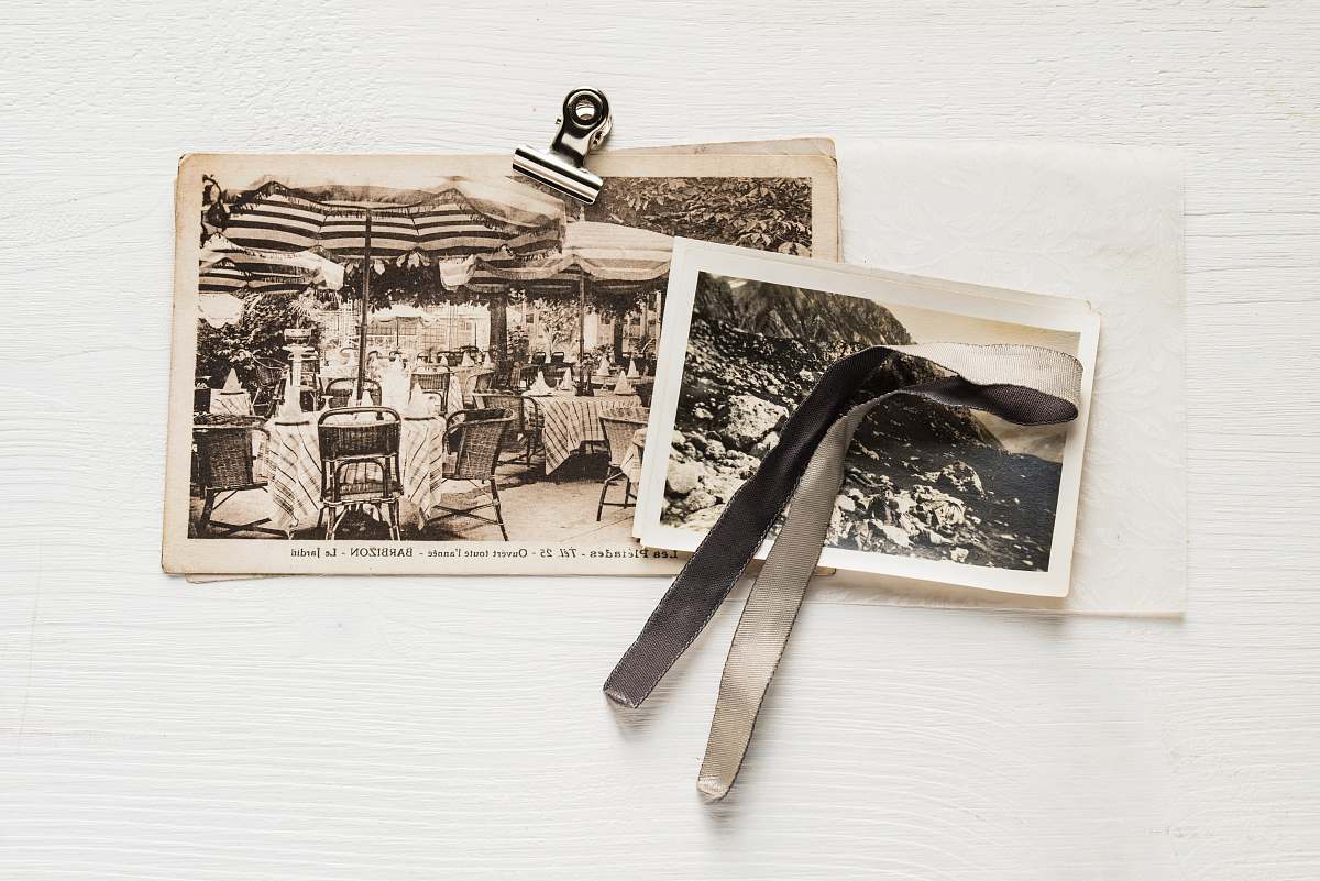 furniture vintage photo on white surface photos