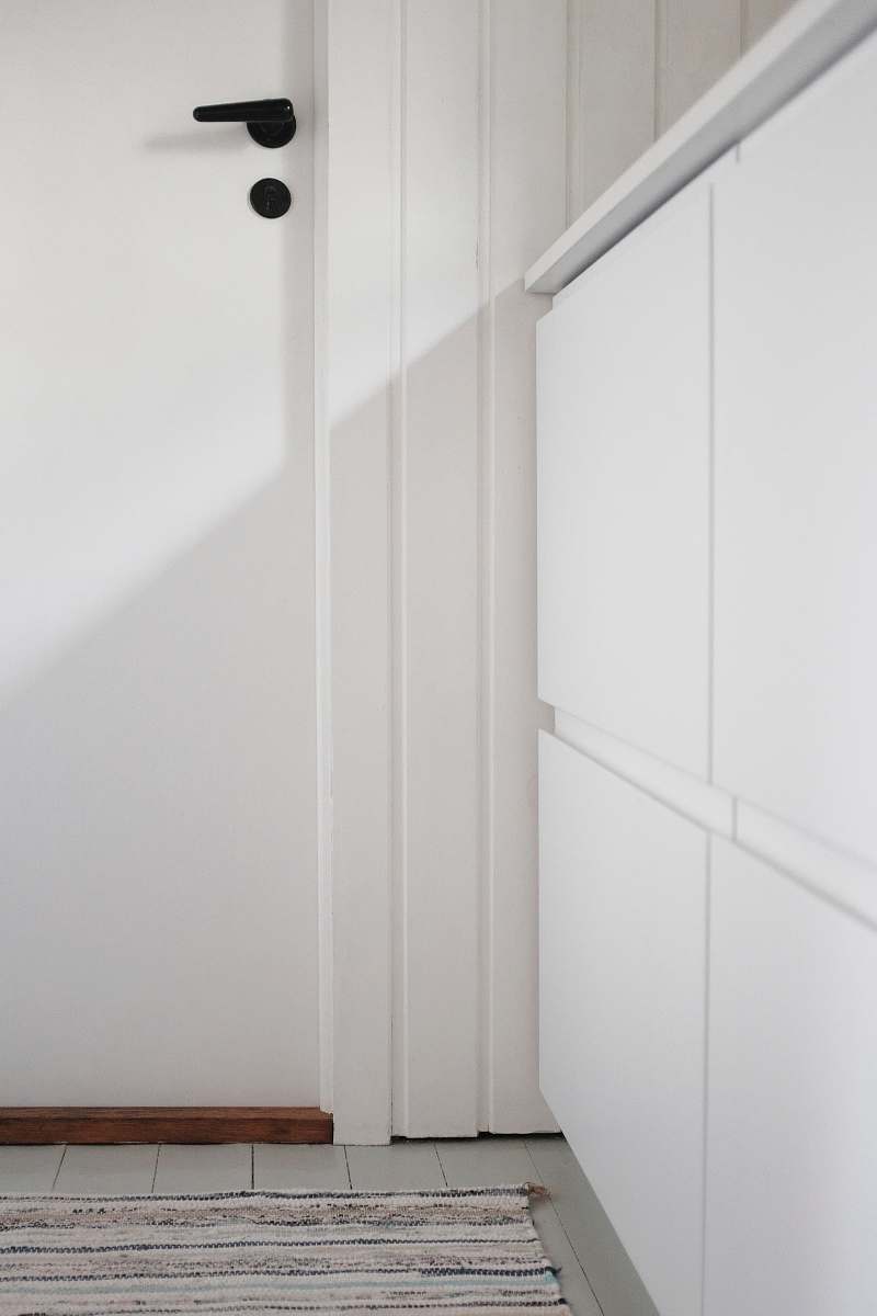 door closed door furniture