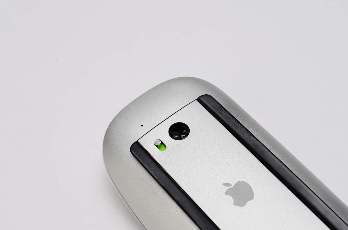 white silver Apple Magic Mouse mouse
