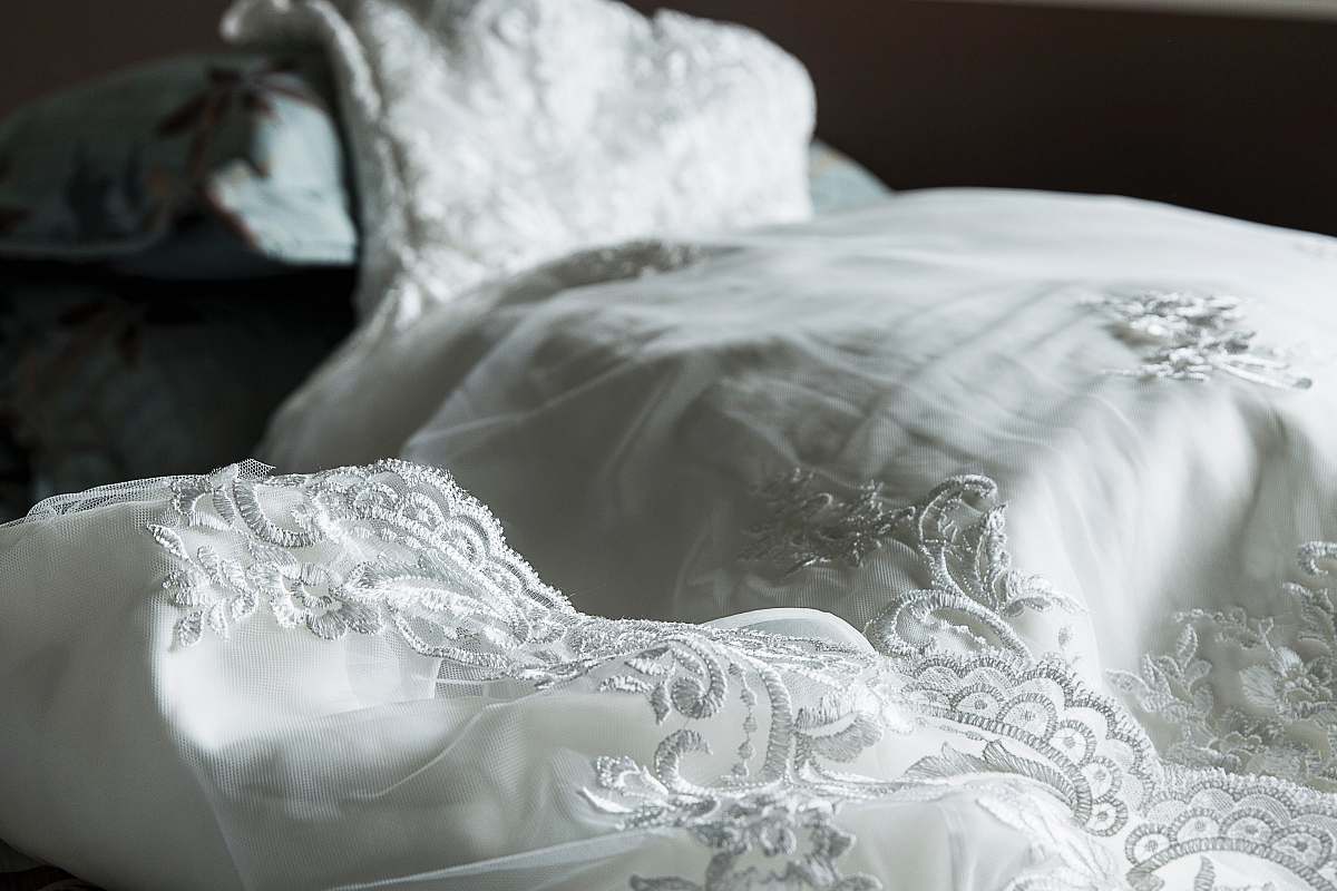 lace white lace wedding dress québec city