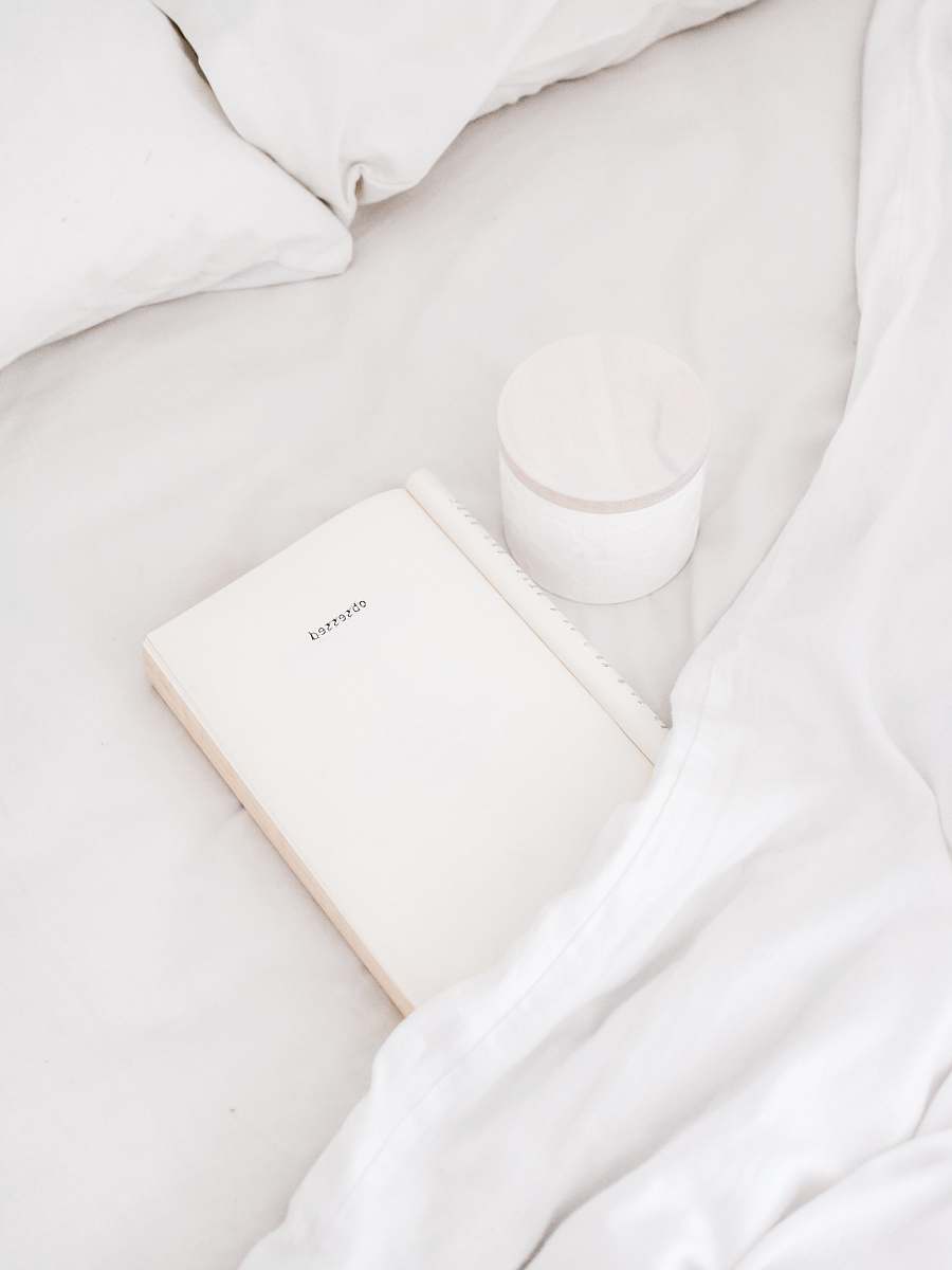 text white notebook white