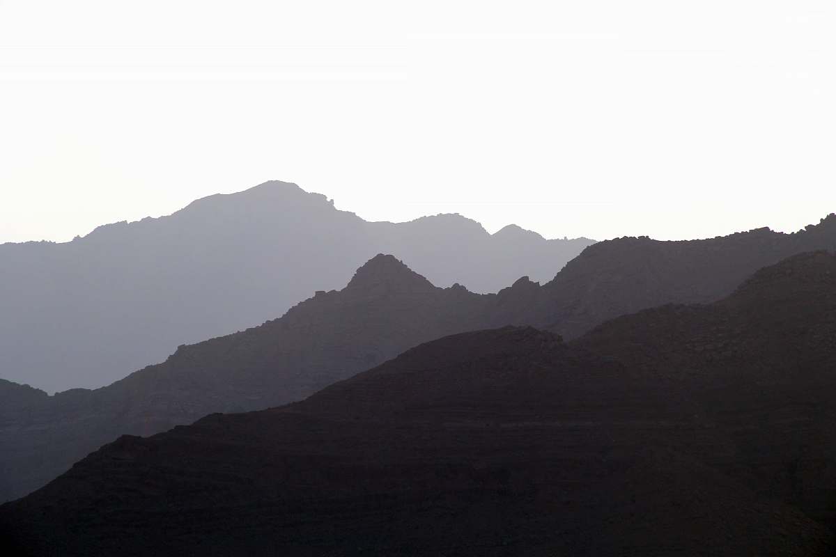 grey rocky mountains nature