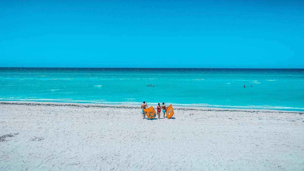 sea sea during daytime water