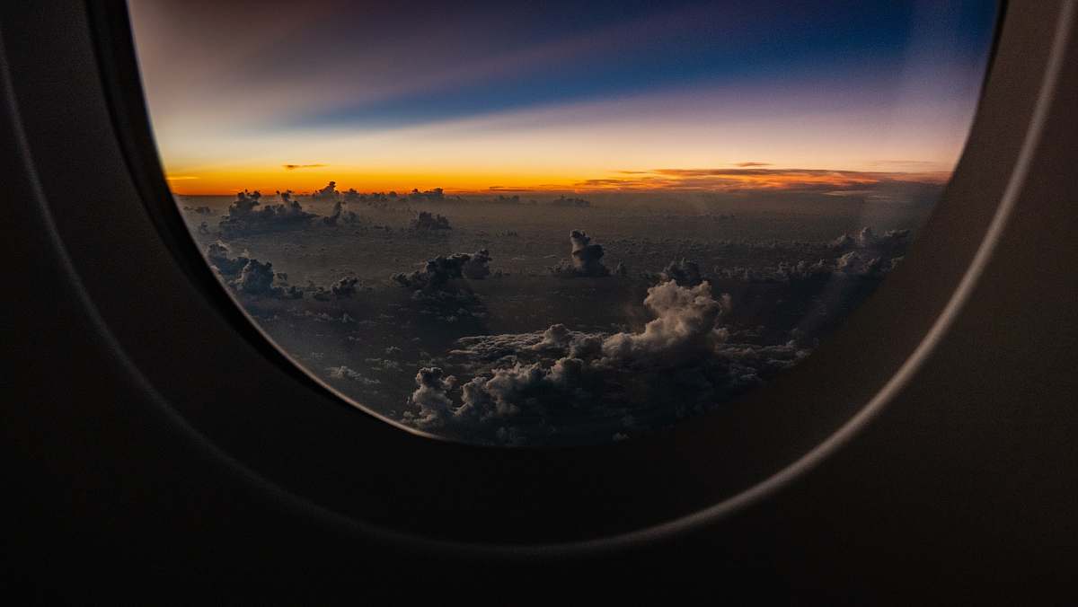 flare plane window light