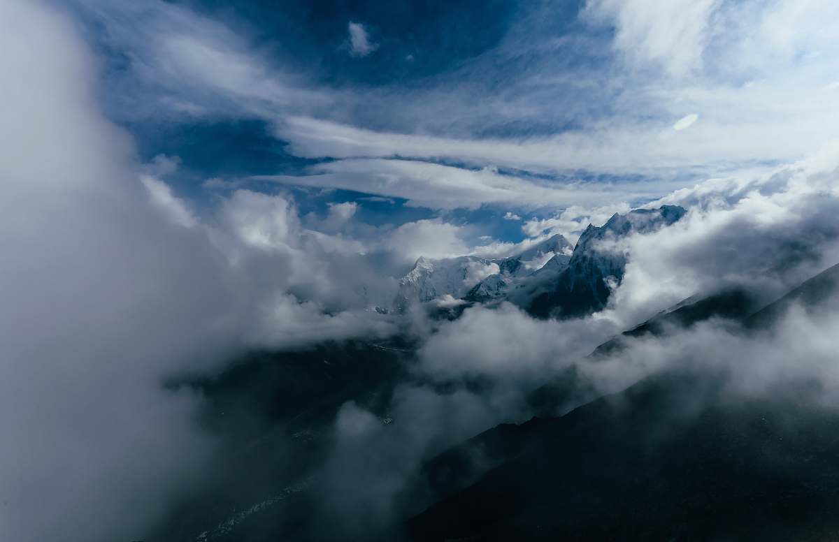 cloud mountains covered with clouds nature