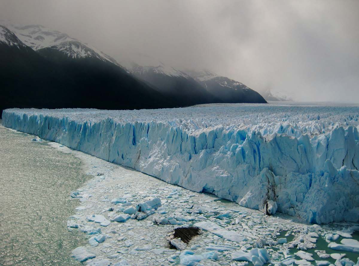 ice ice age near mountains at daytime glacier