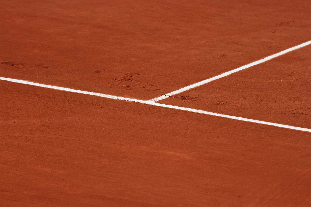 lines white line on brown surface wallpaper