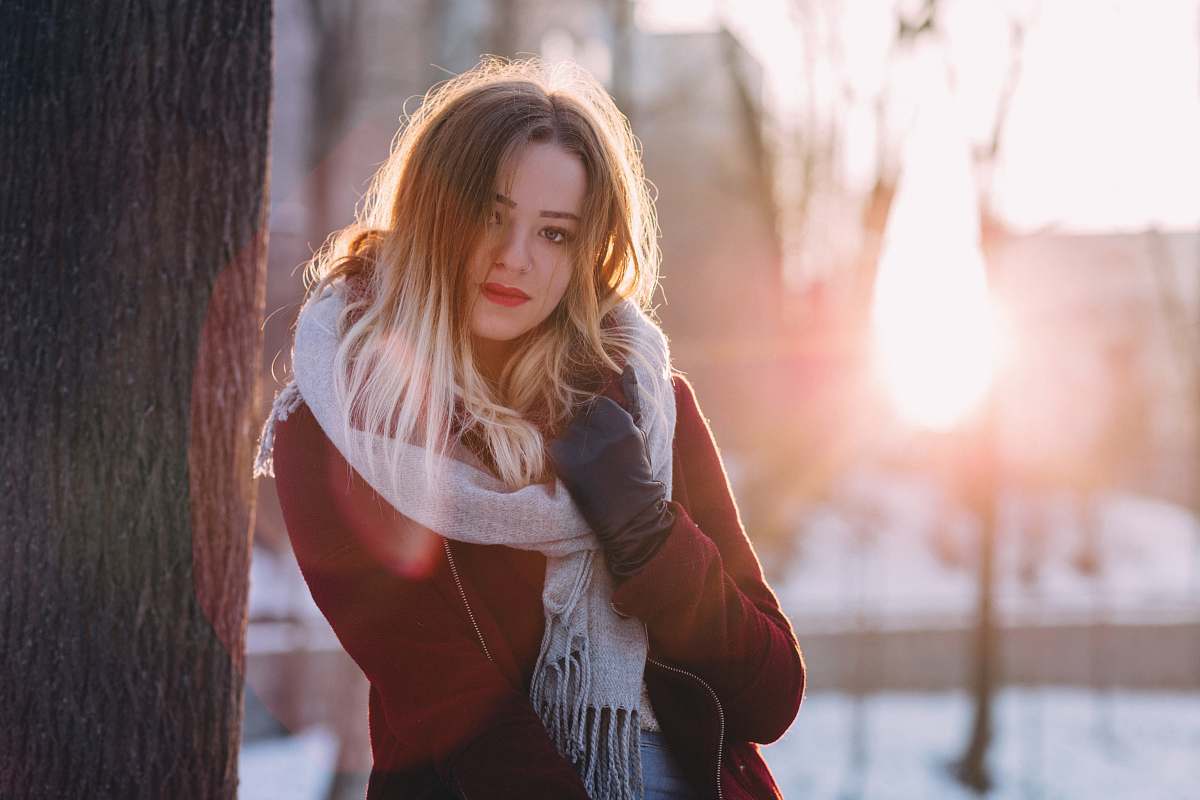 girl woman leaning on tree people