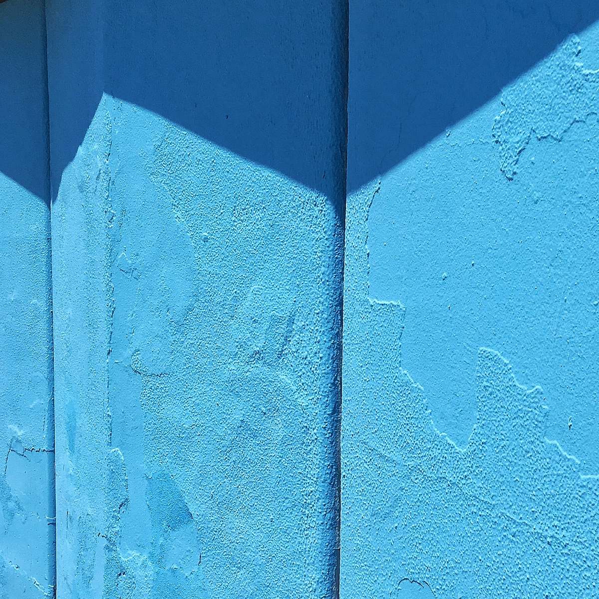 sottomarina blue concrete wall chioggia