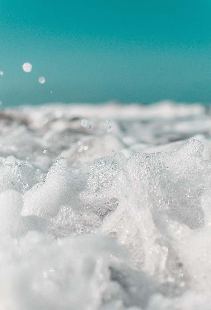 foam close-up photo of sea water nature