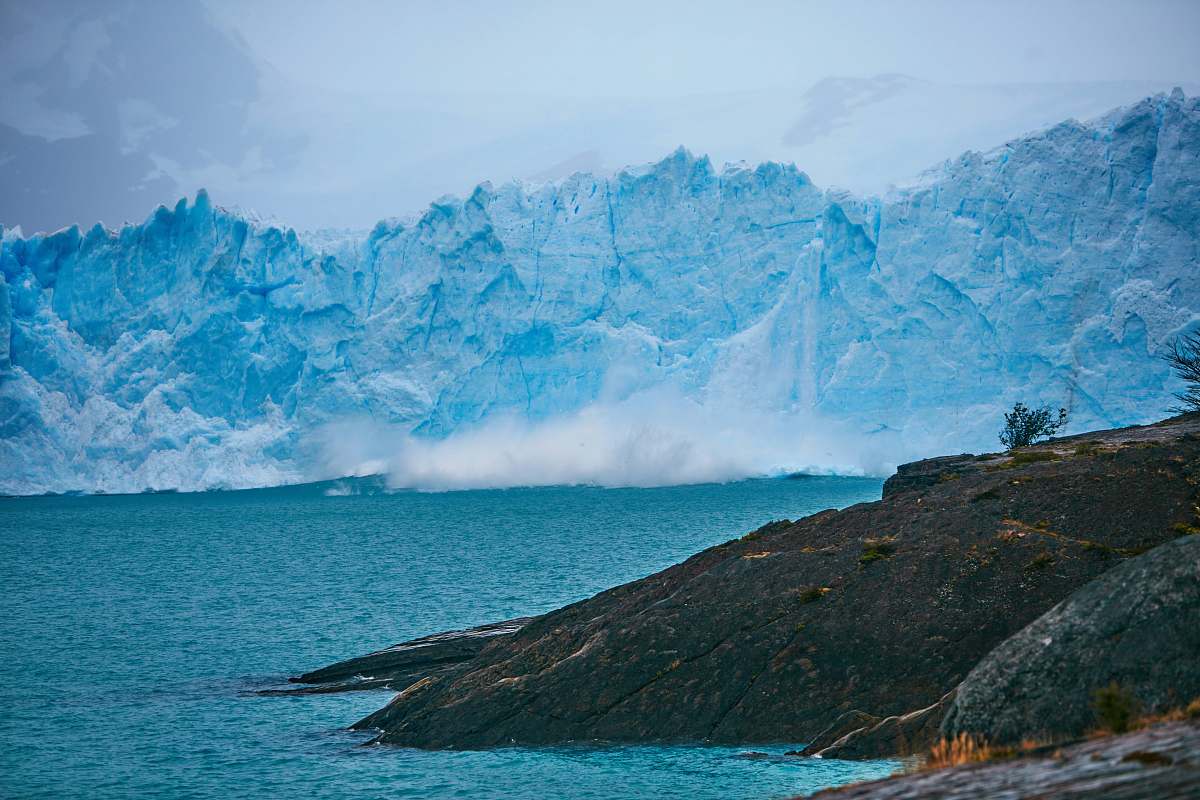 glacier landscape photography of ice burg ice