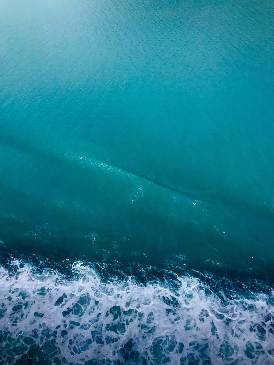 sea ocean wave during daytime ocean