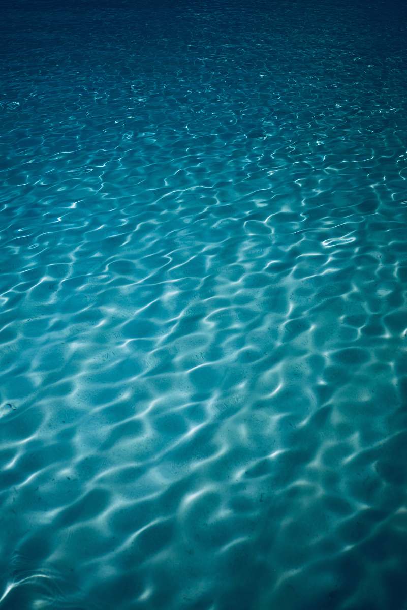 water under water outdoors