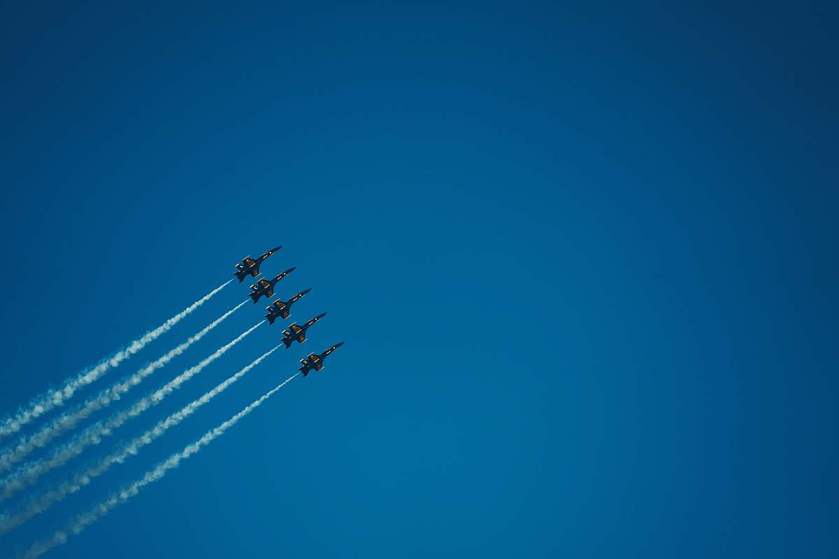 aircraft white contrails vehicle