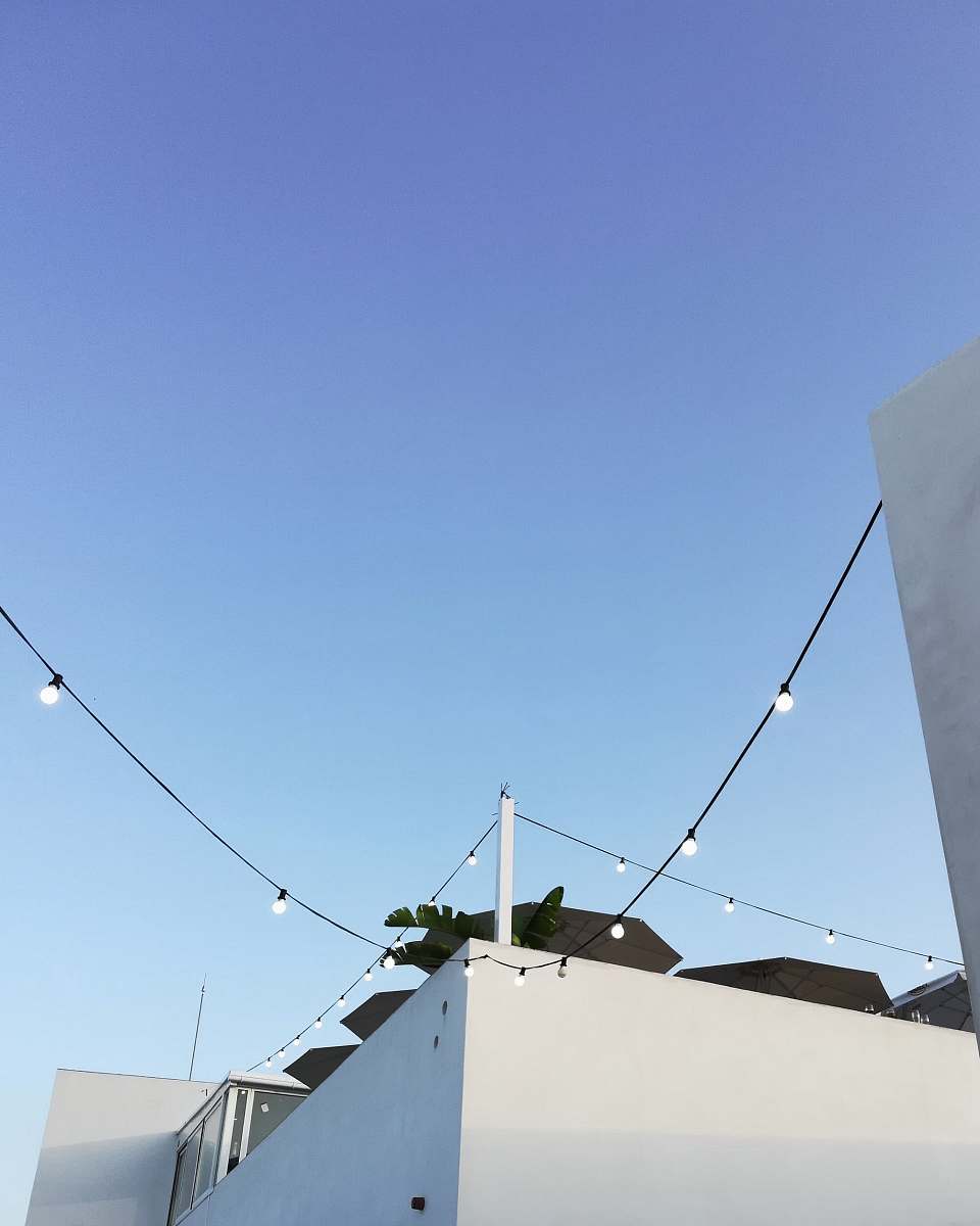 building white LED lights architecture