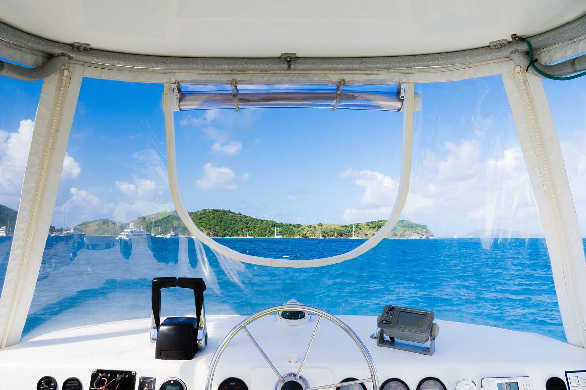 windshield yacht interior island