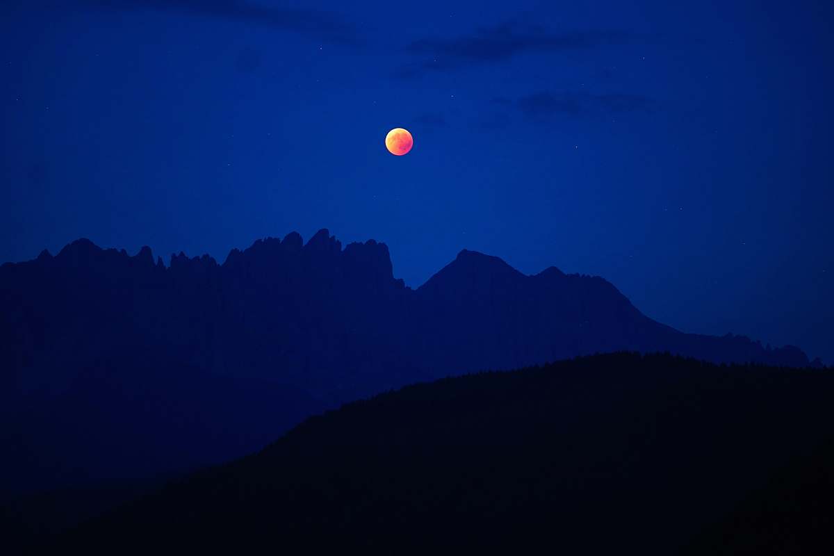 moon lunar eclipse with silhouette mountain eclipse