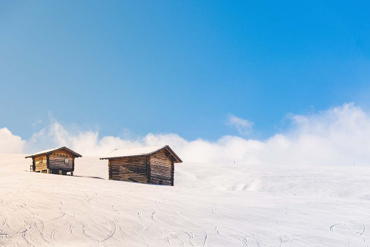 shelter houses covered snowfield cabin