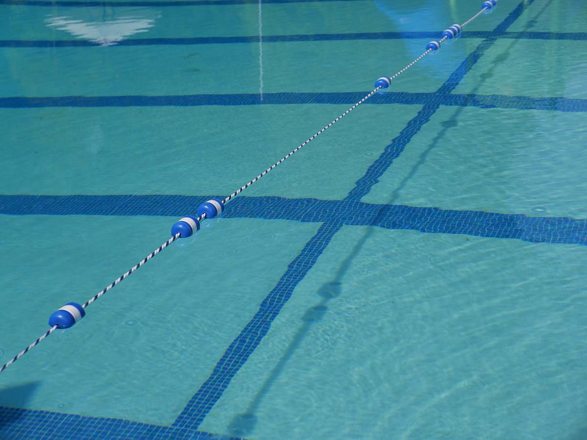 pool  swimming pool