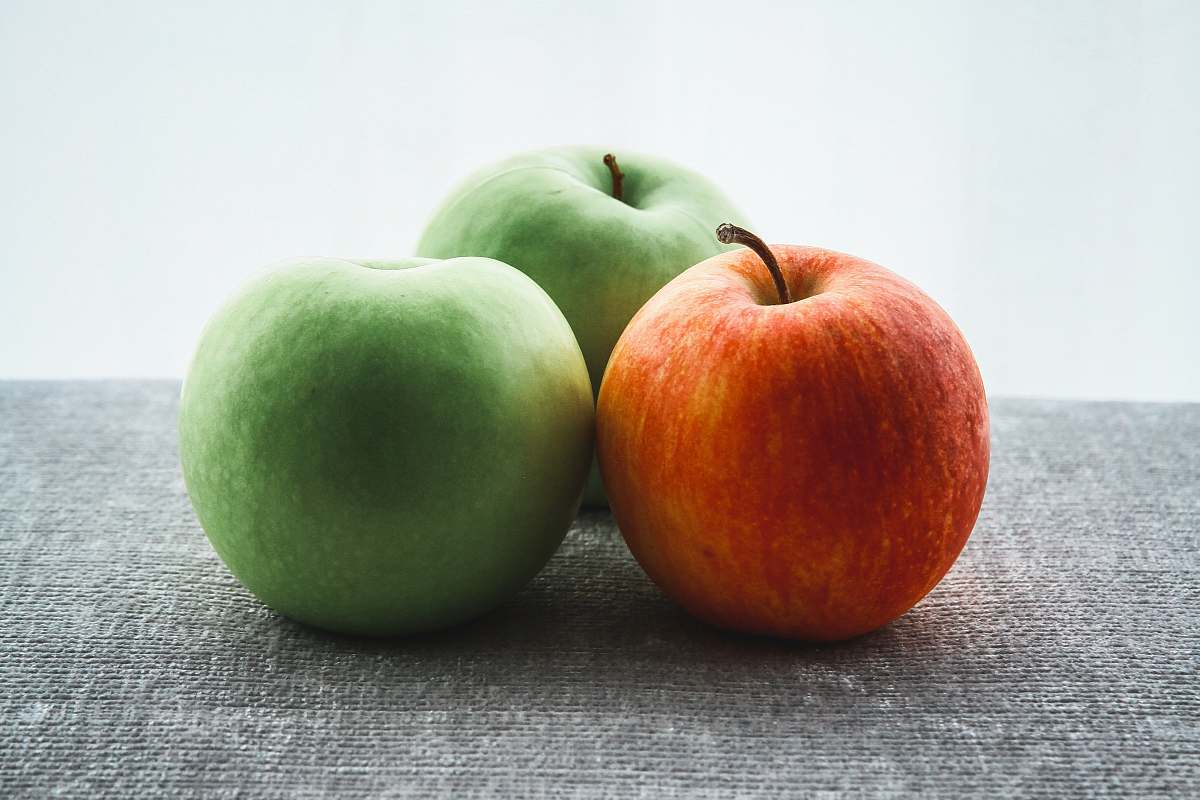fruit three green and red apple fruits shangri-la hotel singapore