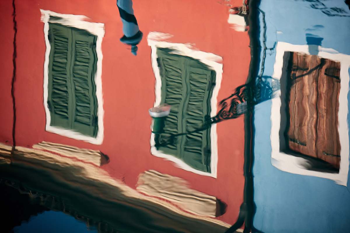 venice painting of red building italy