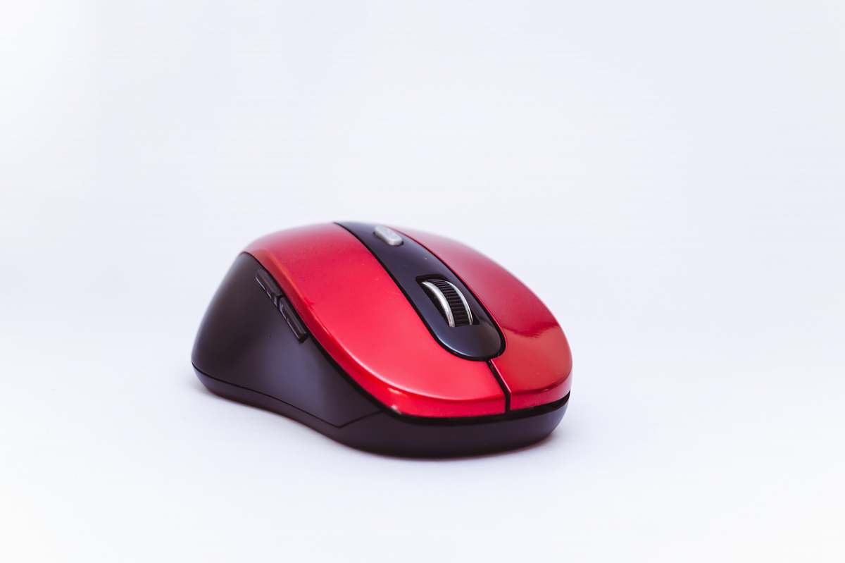 mouse black and red cordless computer mouse hardware