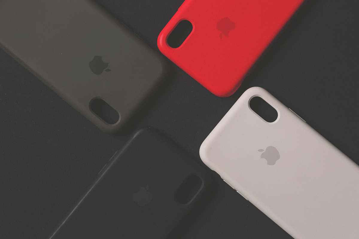 phone 3 assorted-color Apple iPhone cases cell phone