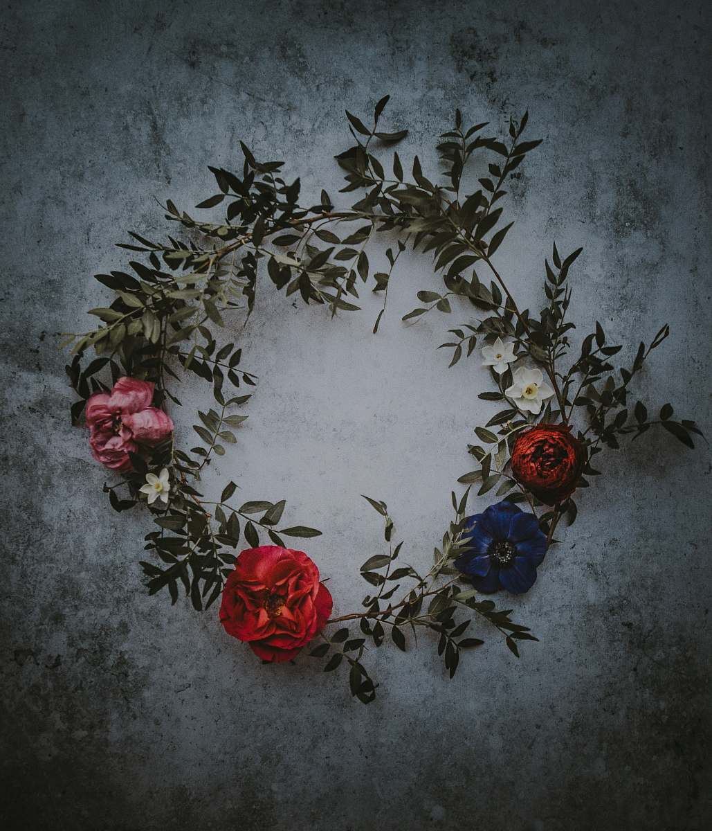 vase assorted flower wreath flora