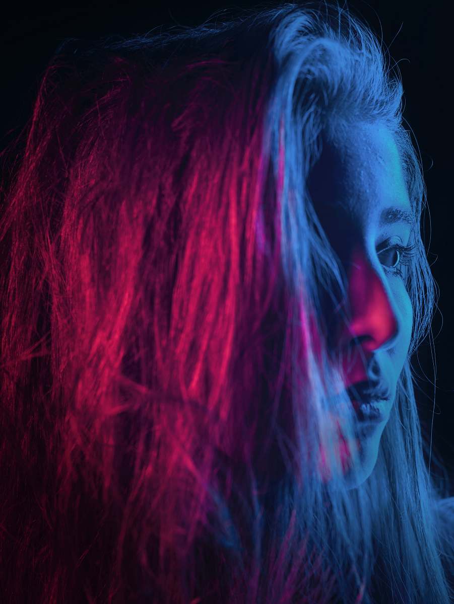 vorst closeup photography of woman's hair with light reflection belgium