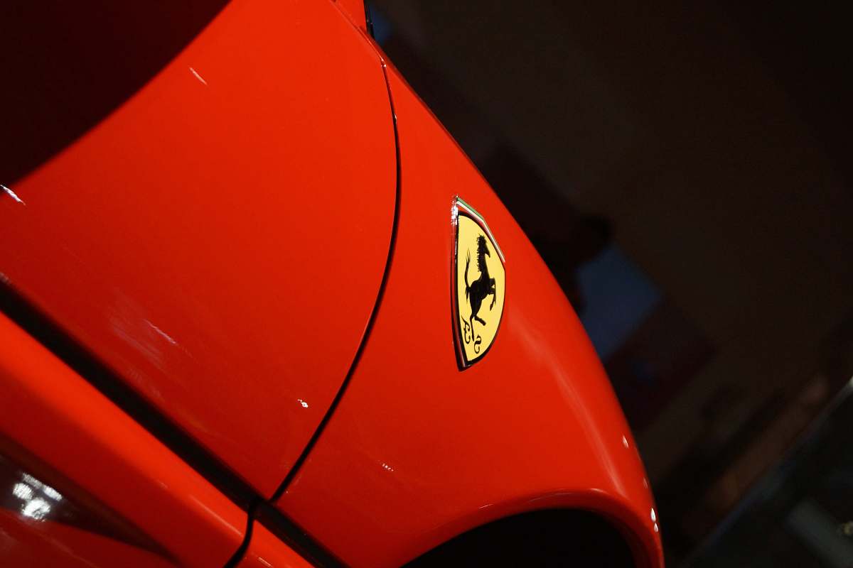 symbol Ferrari emblem trademark