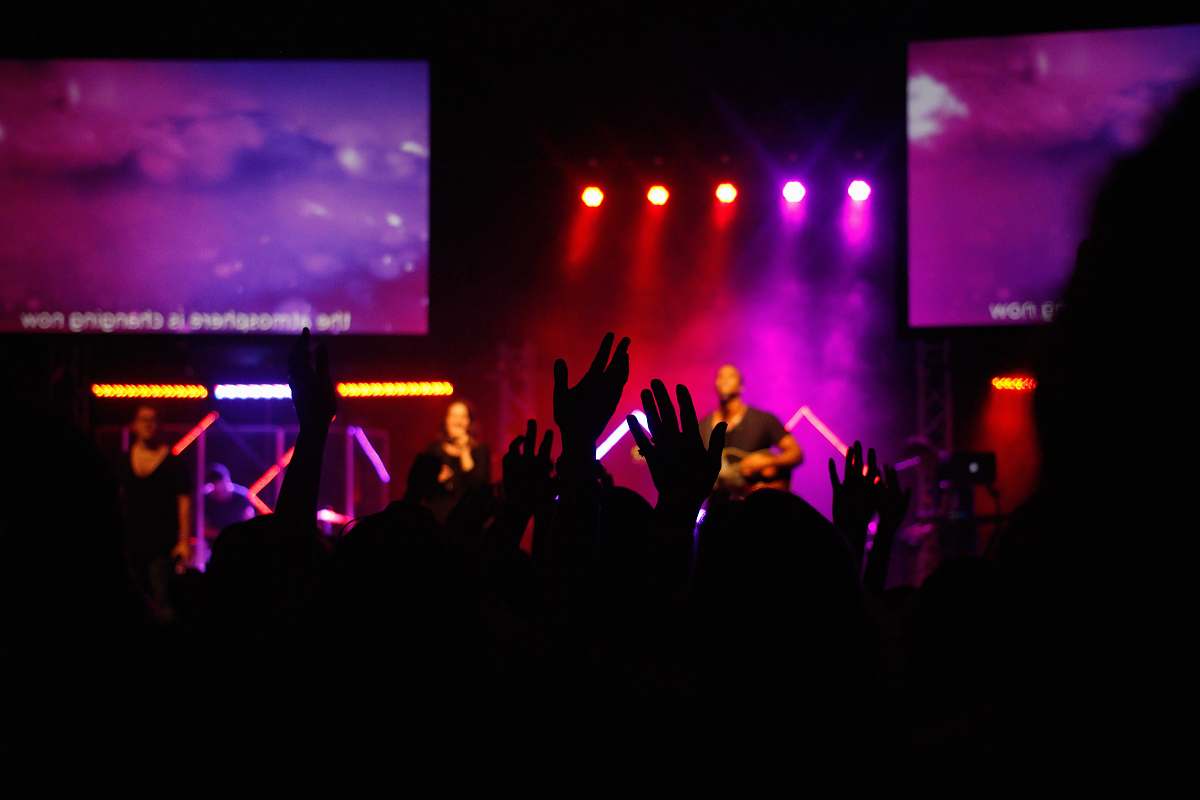 worship  concert