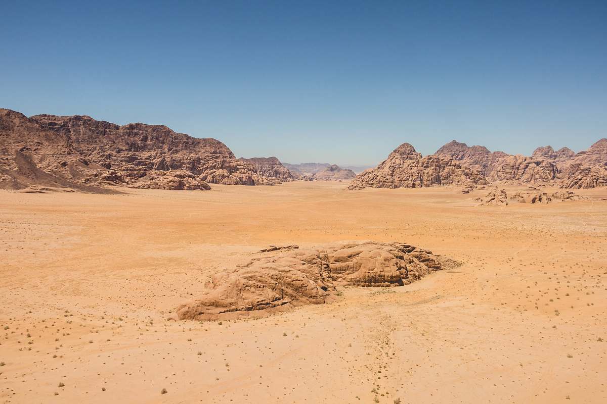 desert landscape of photography of desert landscape