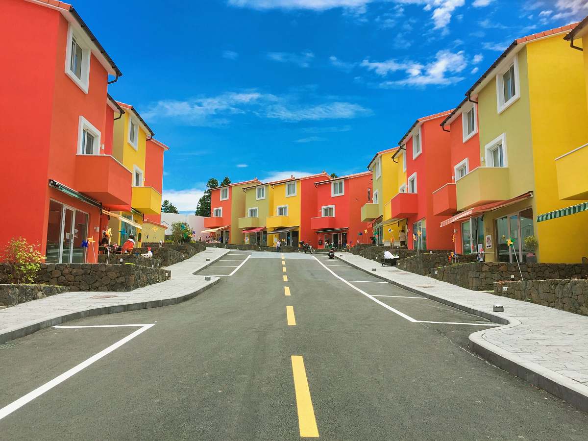 street yellow and red concrete houses building