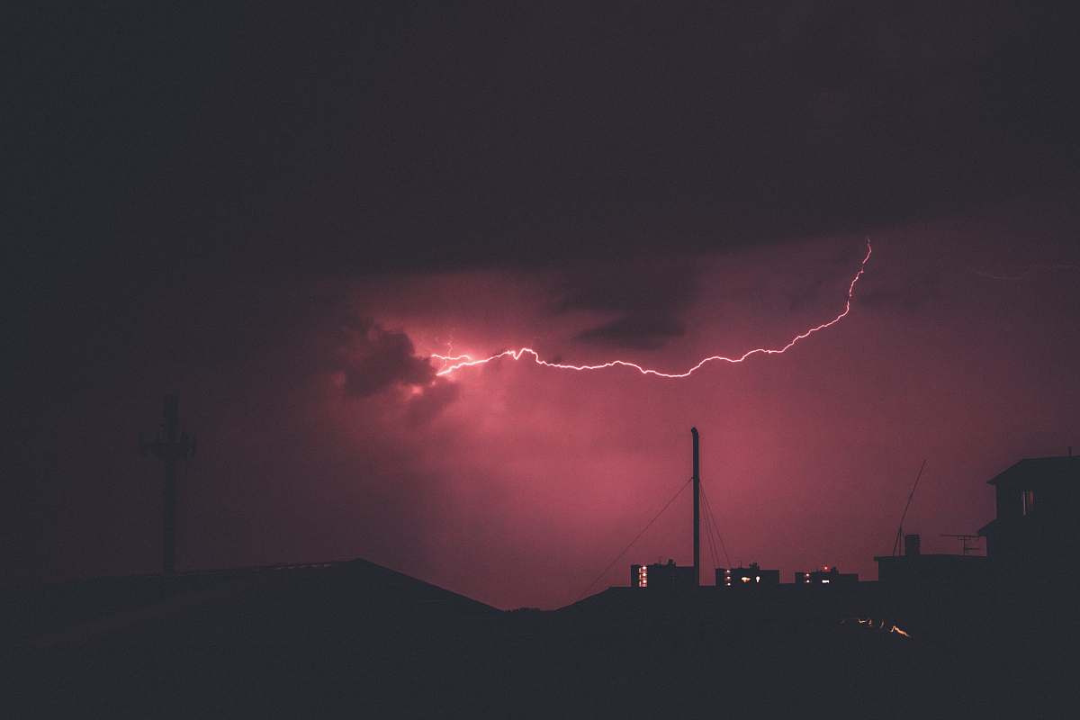 nature lightning during night time photo storm