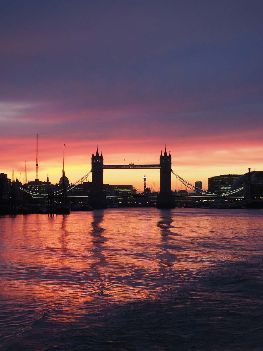 sunset Tower Bridge, London sky