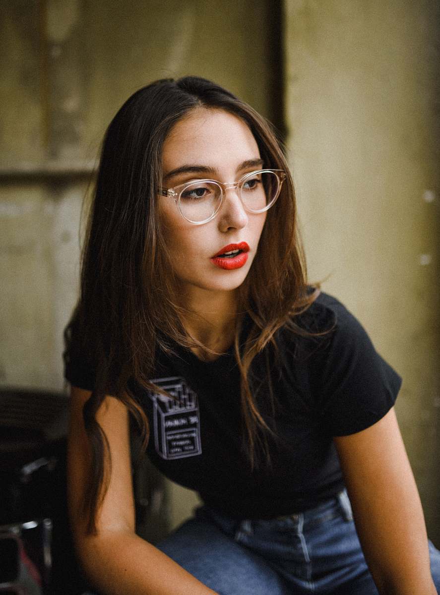 people portrait photo of woman sitting human
