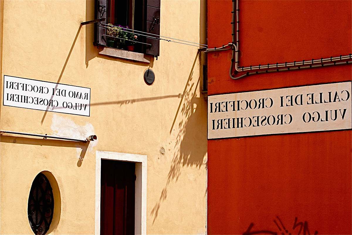 venice beige painted building italy