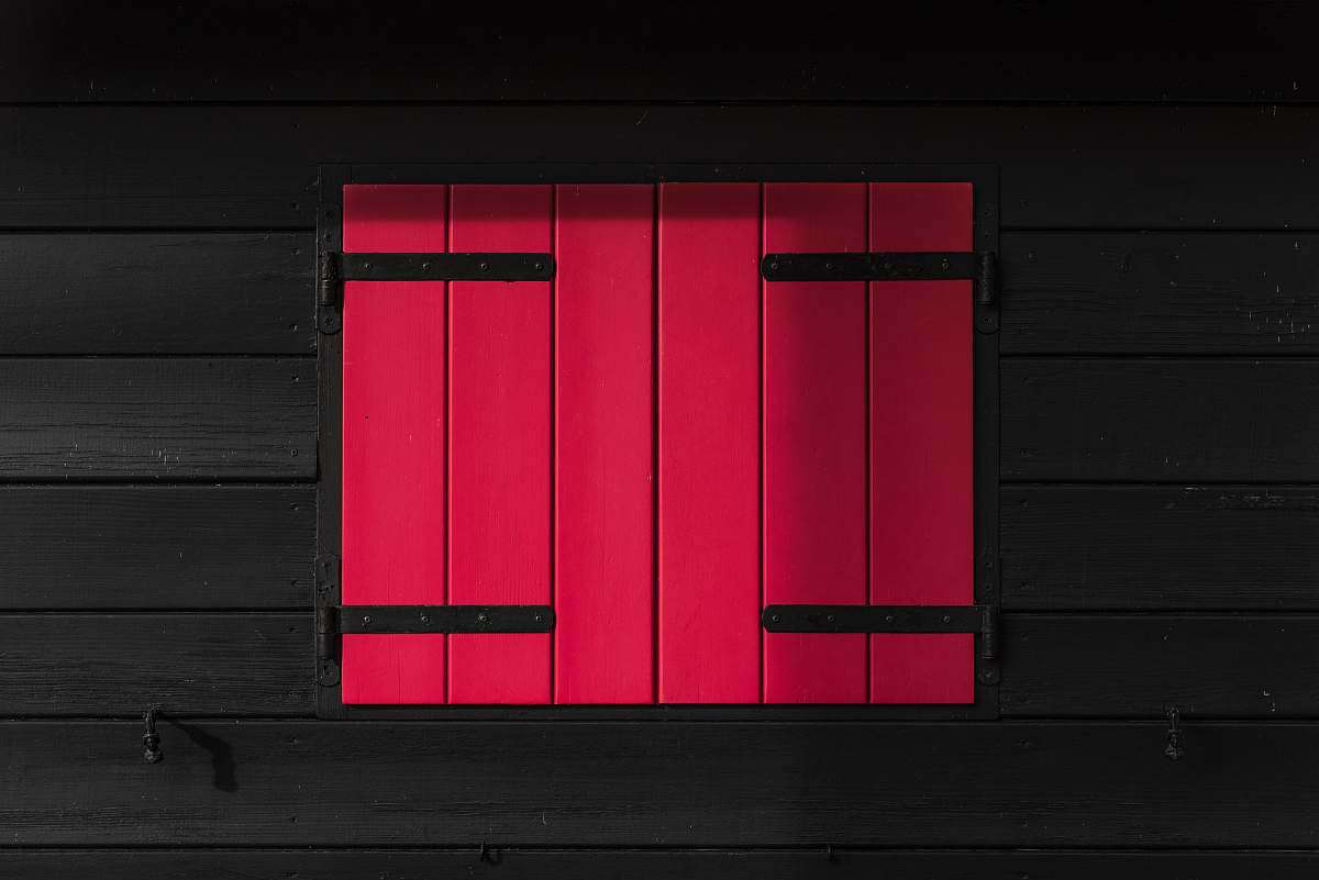window red and black wooden window asoggetti