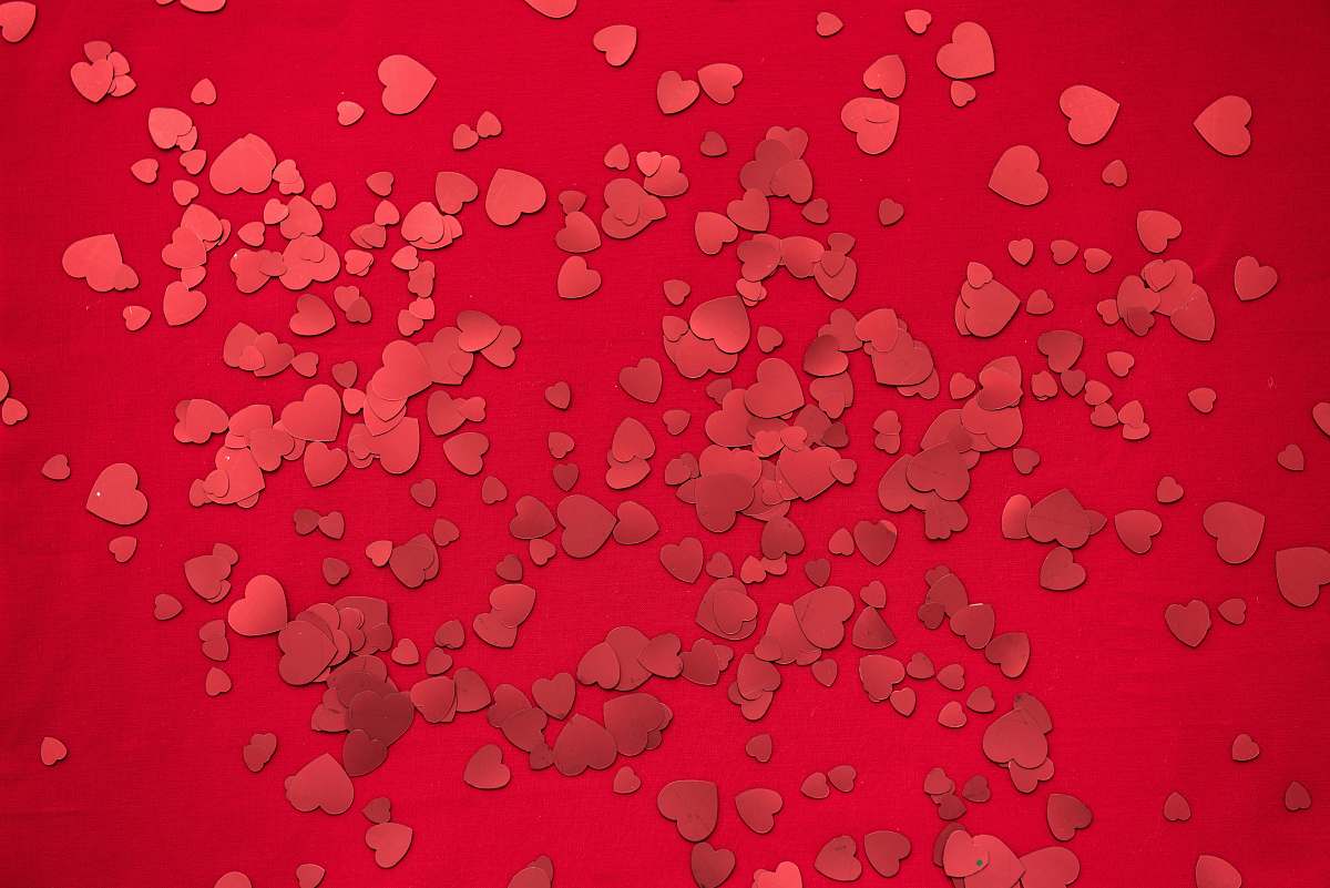 background red heart sticker digital wallpaper love