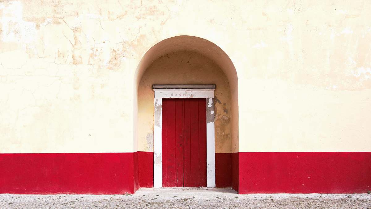 door red wooden door architecture