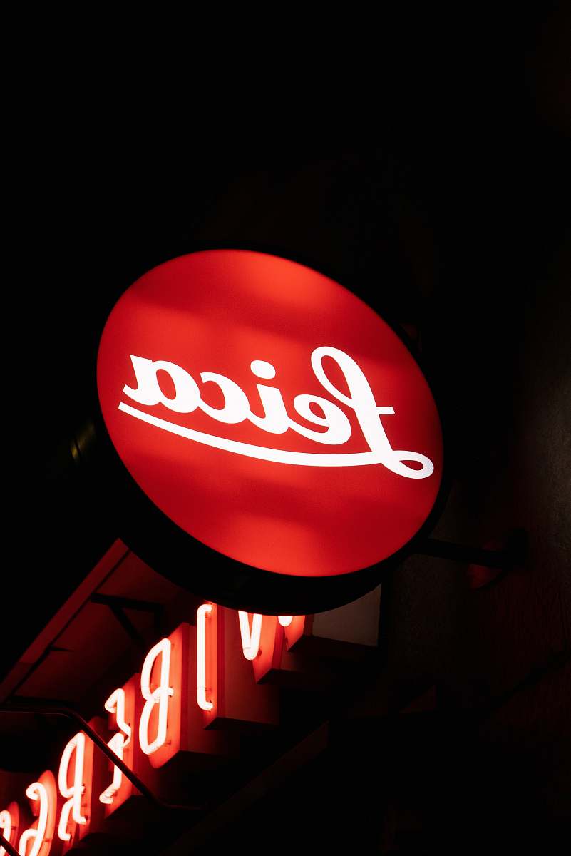 symbol turned-on Leica signage light