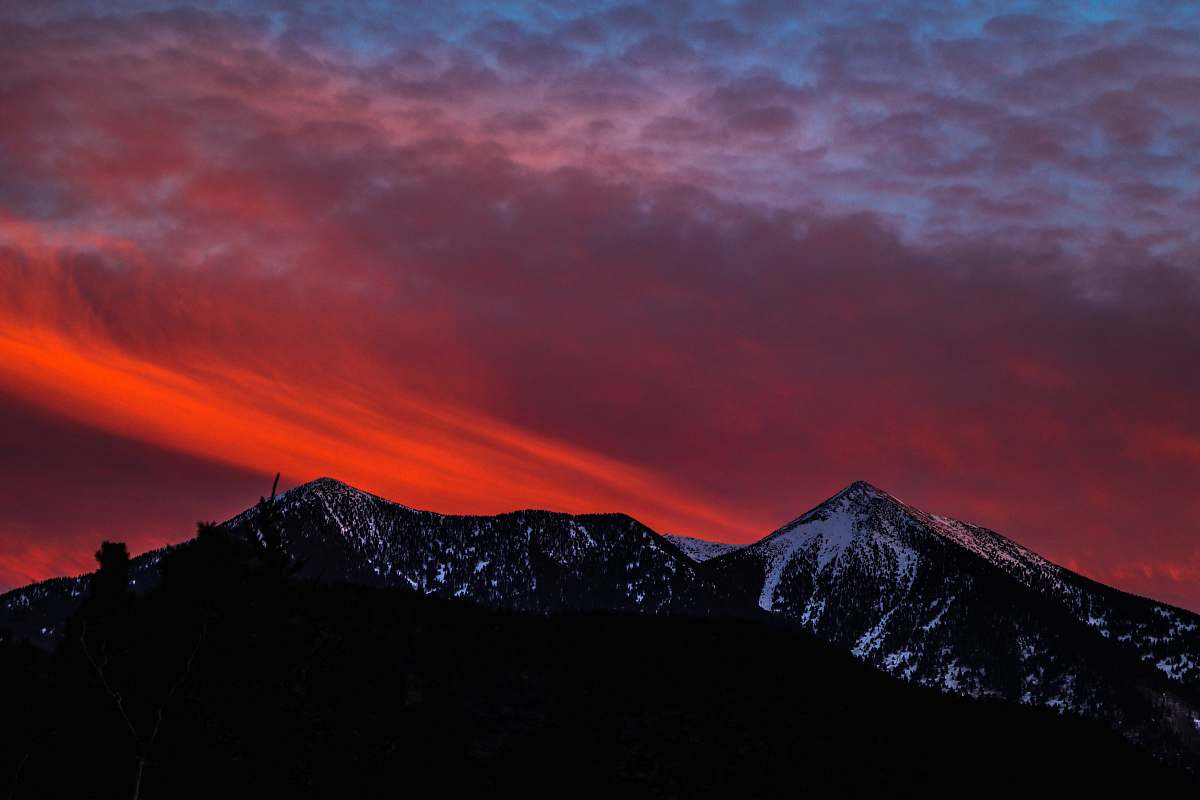 Flagstaff Silhouette Of Mountain At Golden Our Sunset Image Free Photo