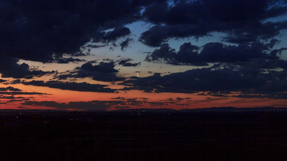nature landscape photo of sky at golden hour red sky