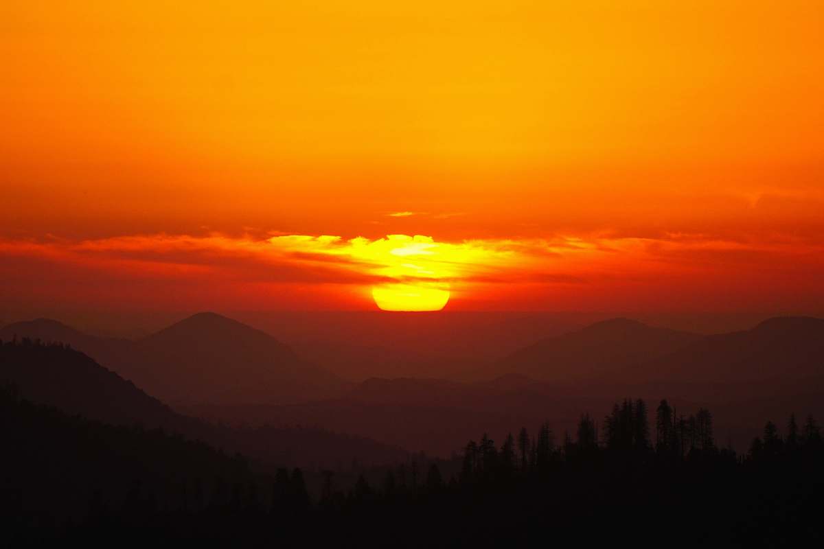 nature sunset over horizon sky