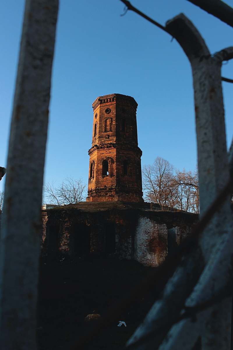 building brown tower blue