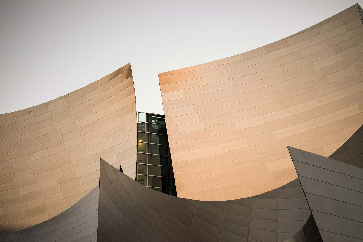 crowd curve brown building architecture concert