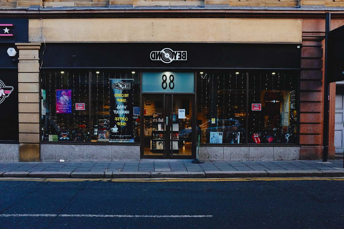 shop  bookstore