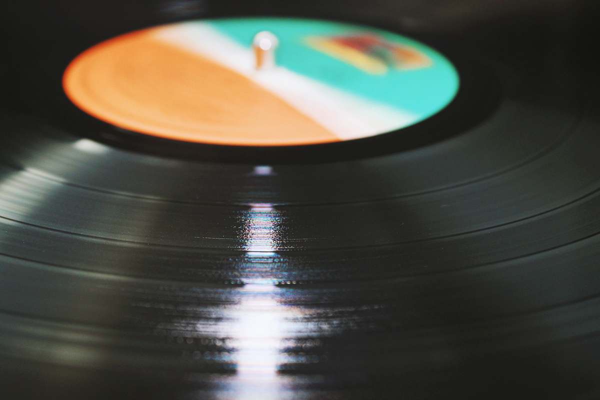 disk vinyl disc retro